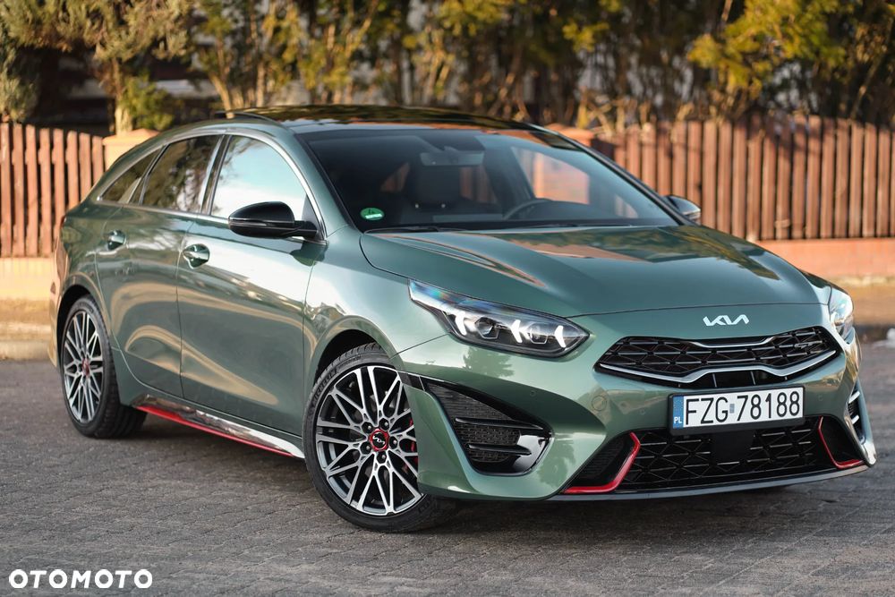 Kia ProCeed 1.6 T-GDI GT DCT - 10