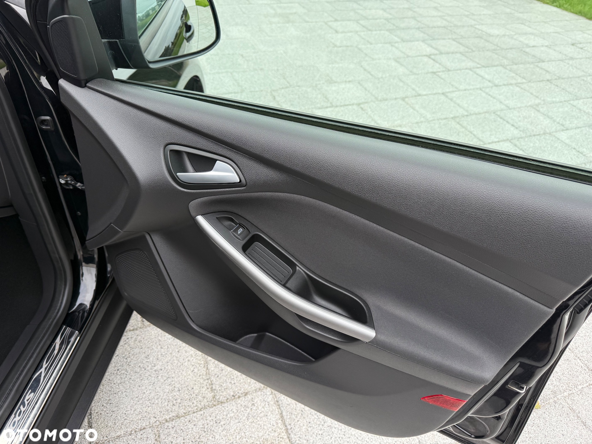 Ford Focus 1.0 EcoBoost Titanium Business - 11