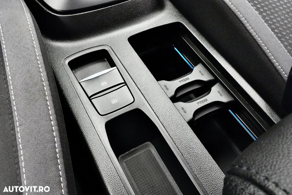 Ford Focus 1.0 EcoBoost Titanium Business - 27