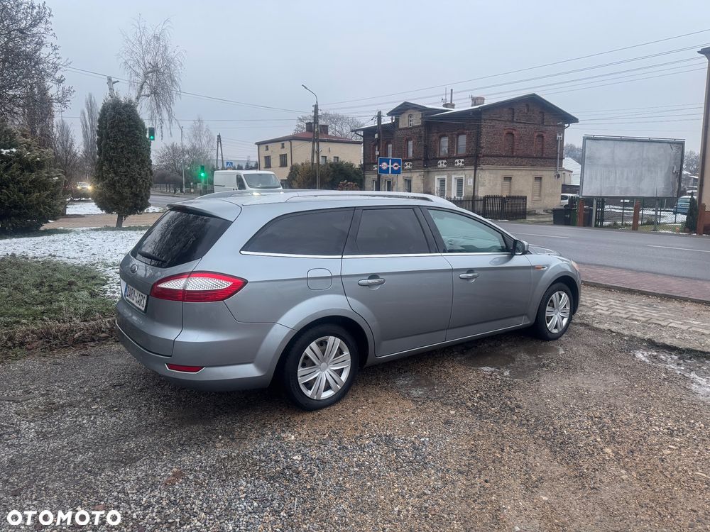 Ford Mondeo - 23