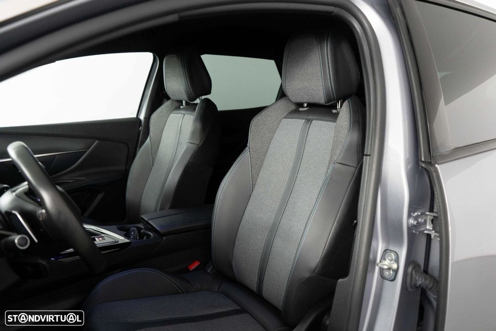 Peugeot 3008 1.6 Hybrid Allure Pack e-EAT8 - 8