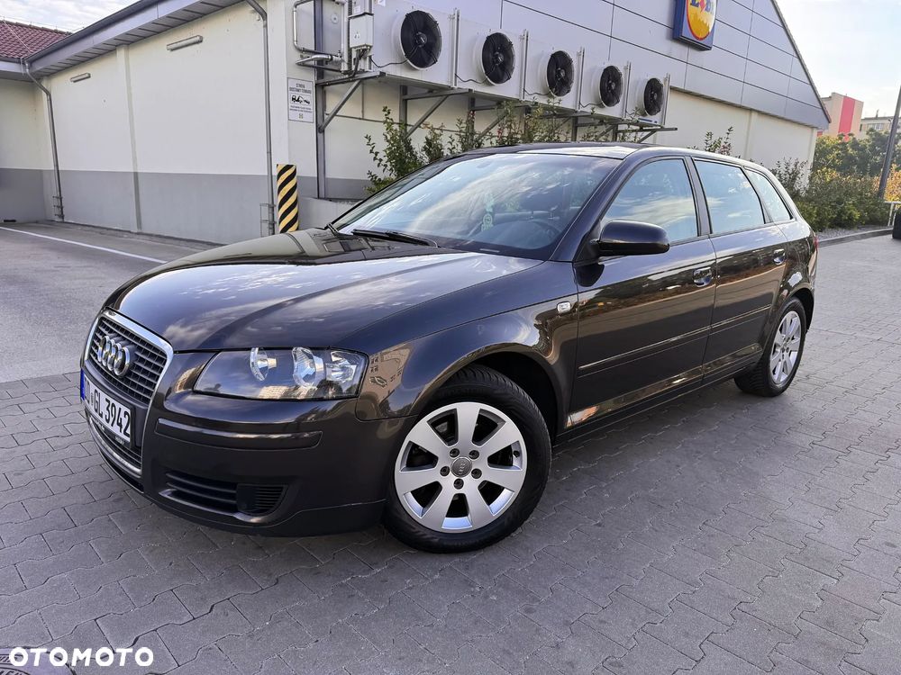 Audi A3 Sportback 1.9 TDI DPF Attraction - 5