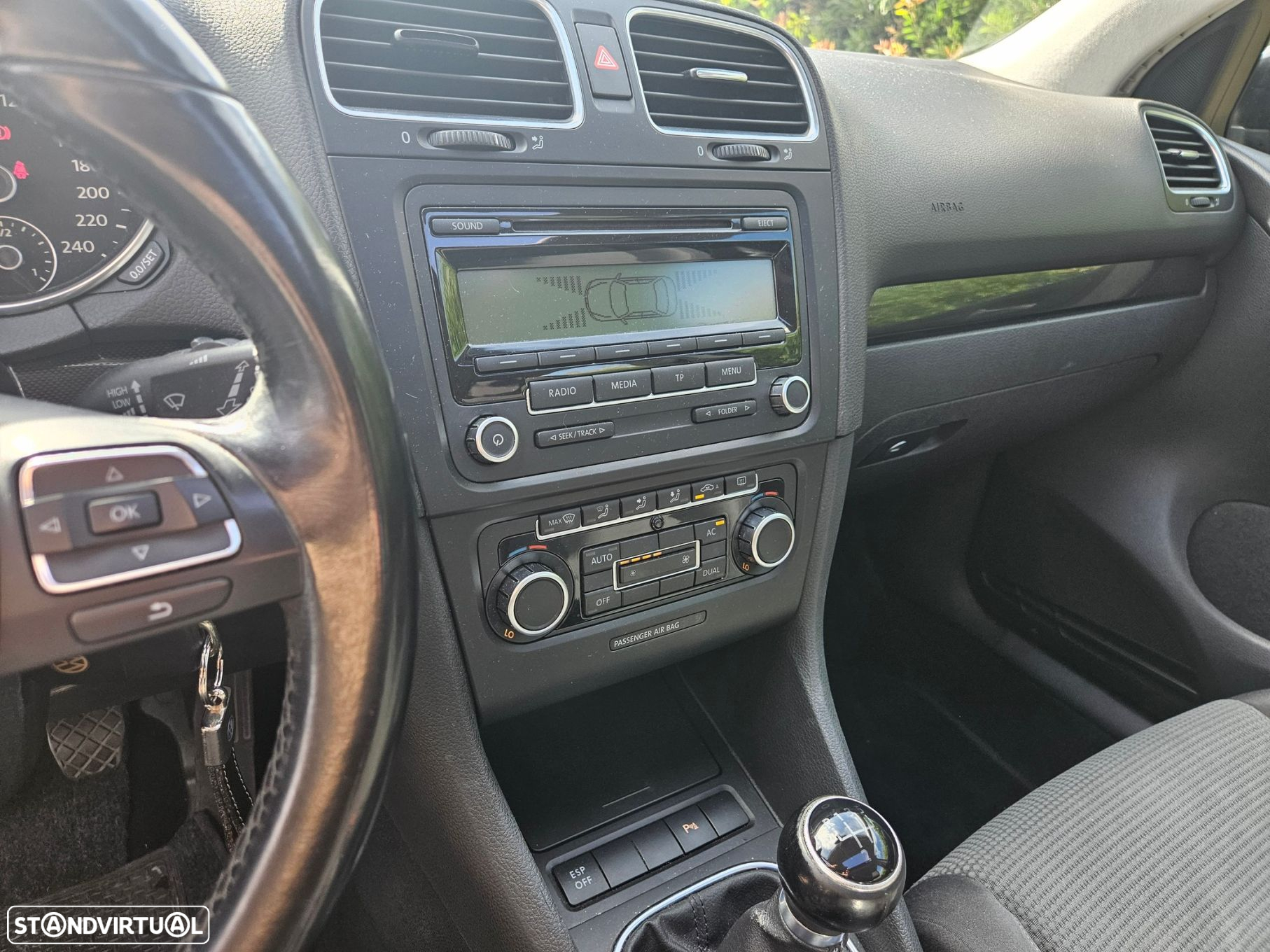 VW Golf 1.6 TDi Confortline - 17