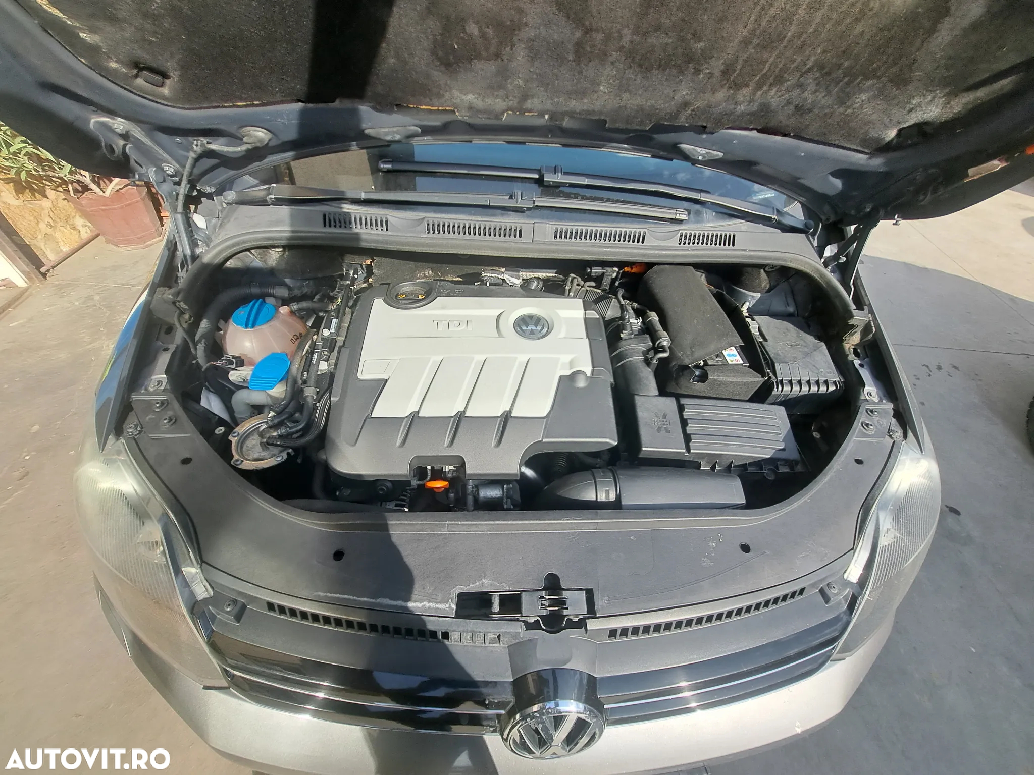 Dezmembram Volkswagen Golf 6 Plus 2.0 CBDC 2011 - 7