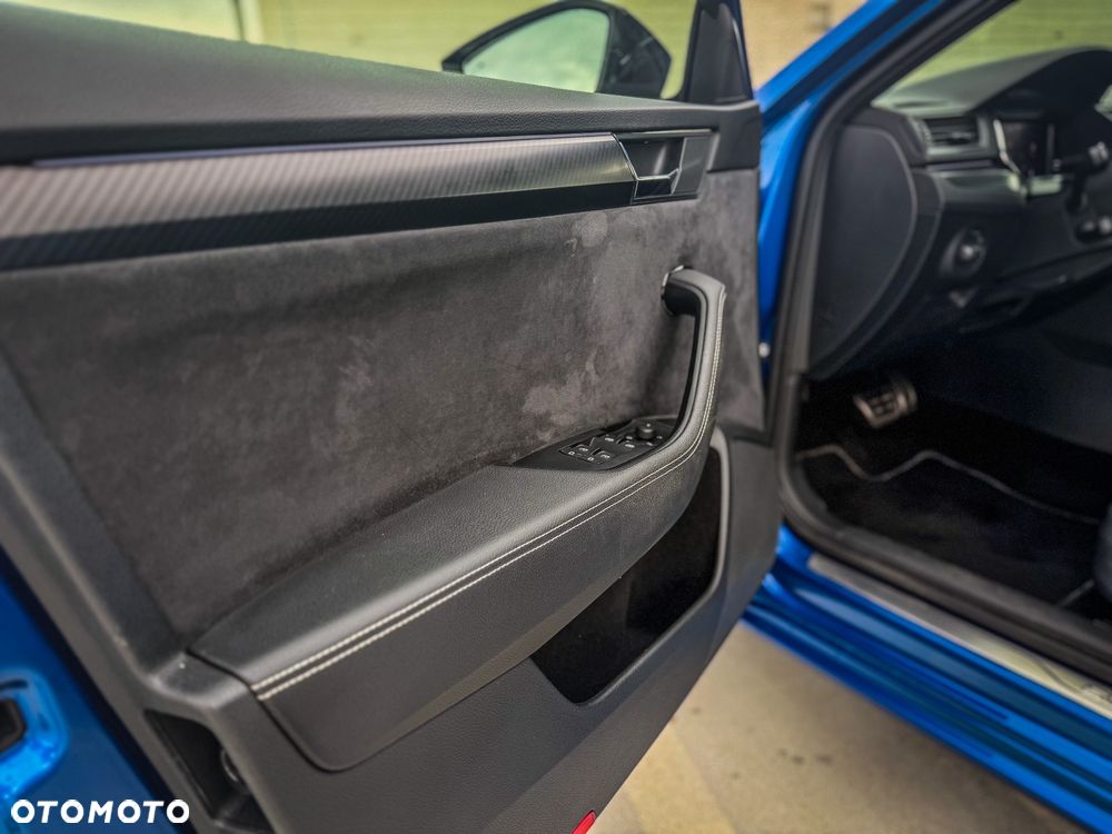 Skoda Superb 2.0 TSI Sportline DSG - 10