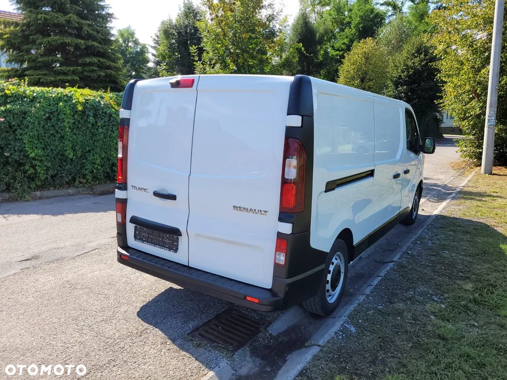 Renault Trafic LIFT 2.0 D 130 km*LONG*Jak nowy*FV23%*2023r*Klima*NAVI! - 4
