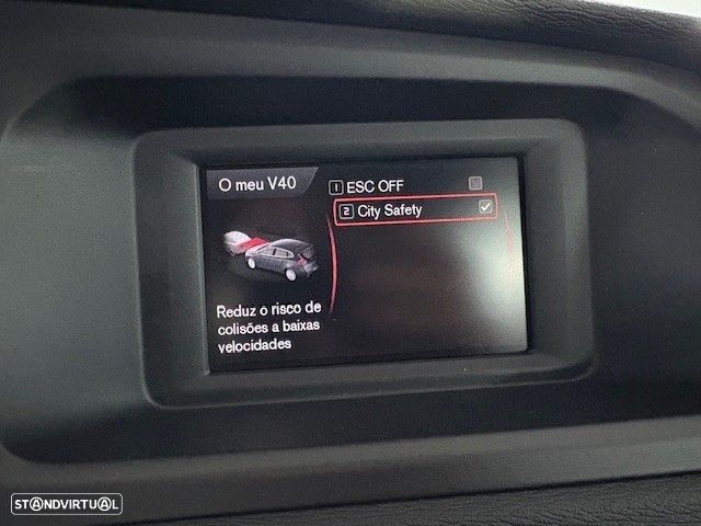 Volvo V40 2.0 D2 Kinetic - 40