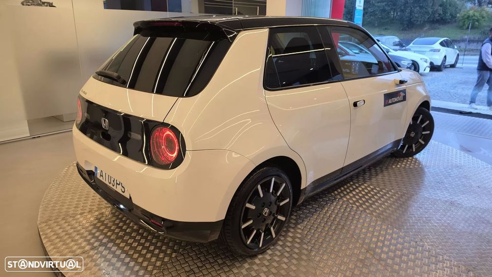 Honda e Advance (17") - 23