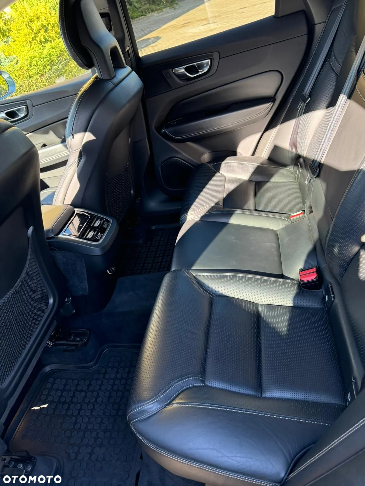 Volvo XC 60 D5 SCR AWD Inscription - 5