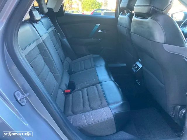 Citroën e-C4 Shine - 34