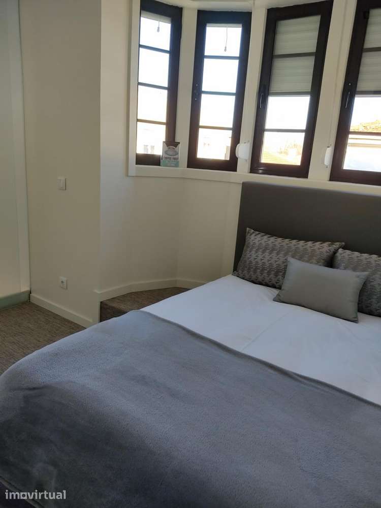 Quarto - localizado em Paranhos Porto - Grande imagem: 2/24