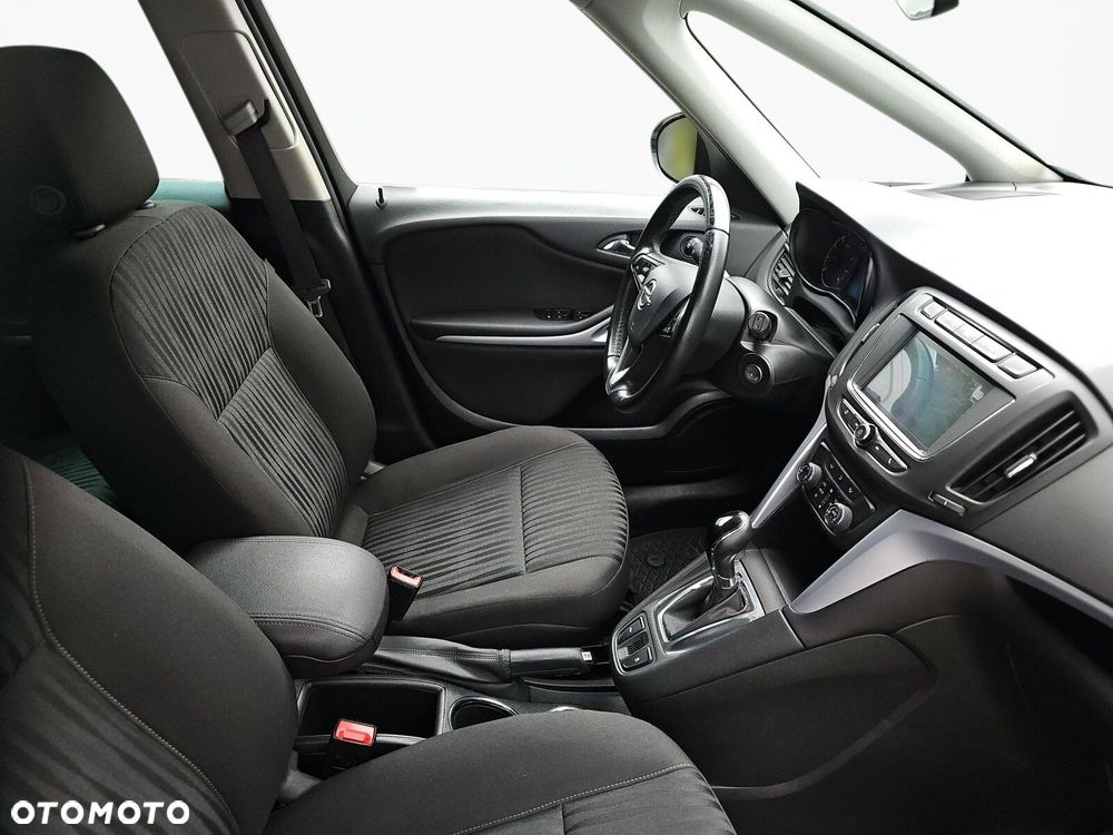 Opel Zafira - 21