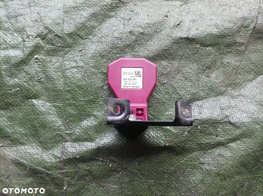 Skoda Octavia IV wzmacniacz antena 5E0035497 - 1