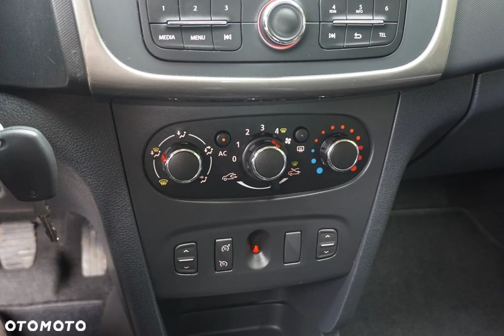 Dacia Sandero - 19