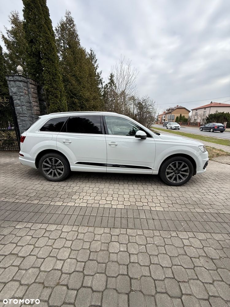 Audi Q7 - 4