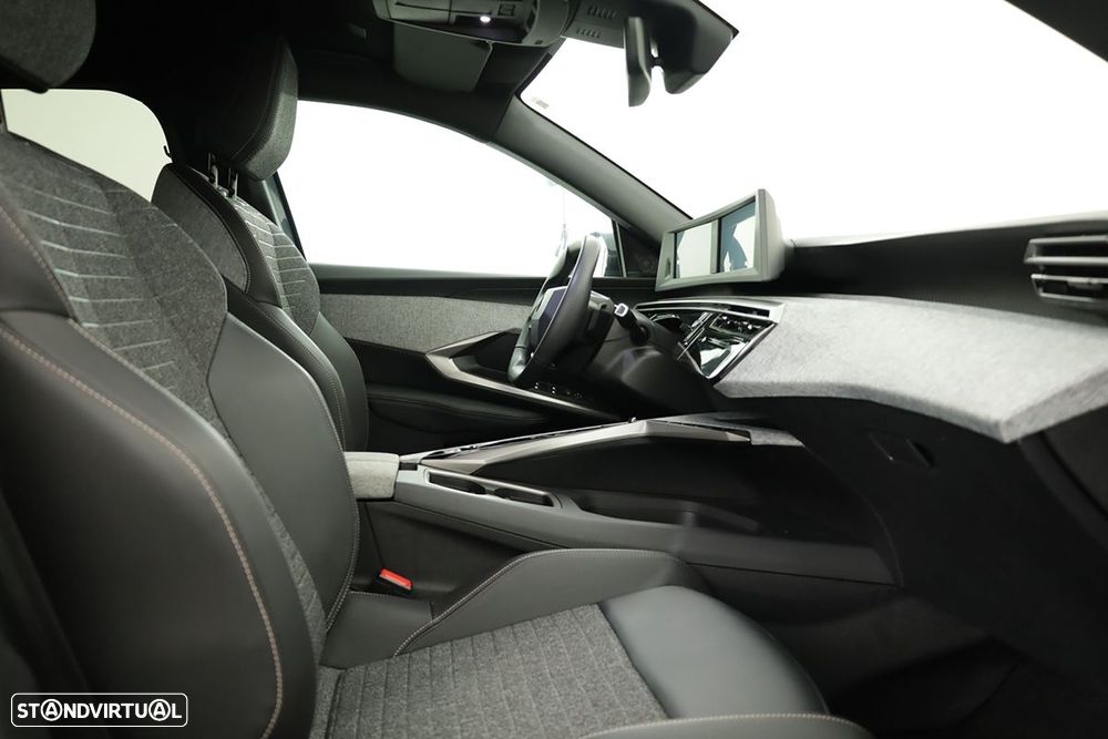 Peugeot 3008 1.2 Hybrid Allure e-DCS6 - 18
