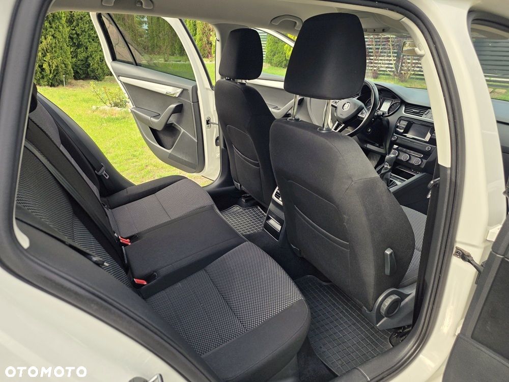 Skoda Octavia 1.6 TDI Active - 27