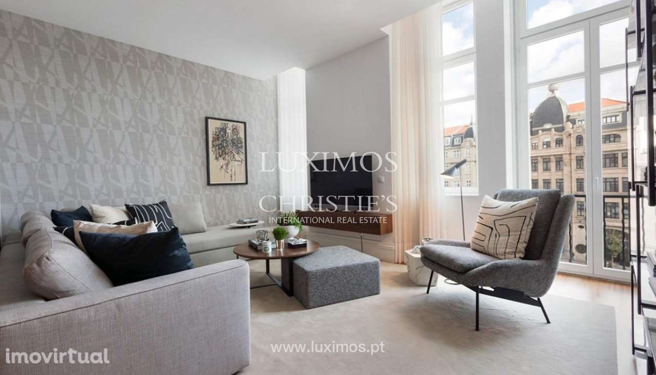 Apartamento T2 de luxo, à venda, na baixa do Porto - Grande imagem: 2/17
