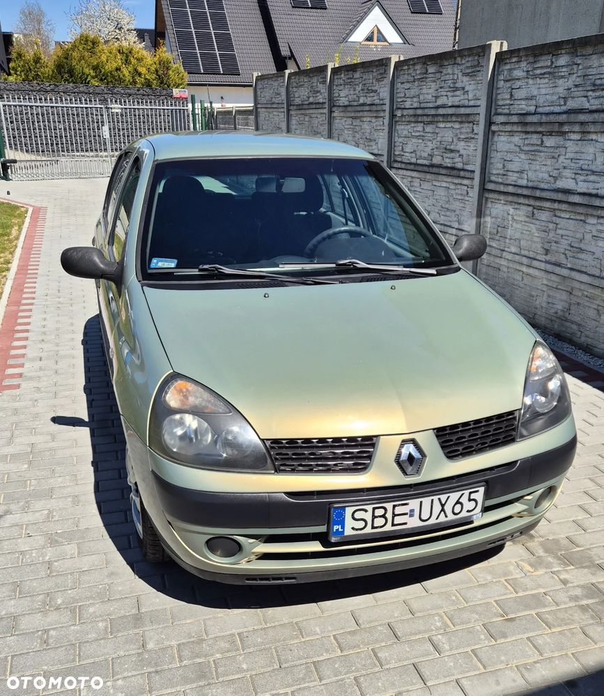 Renault Clio - 2