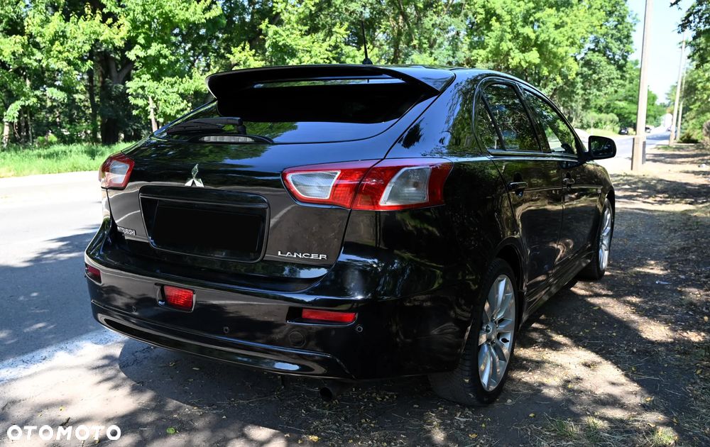 Mitsubishi Lancer - 17