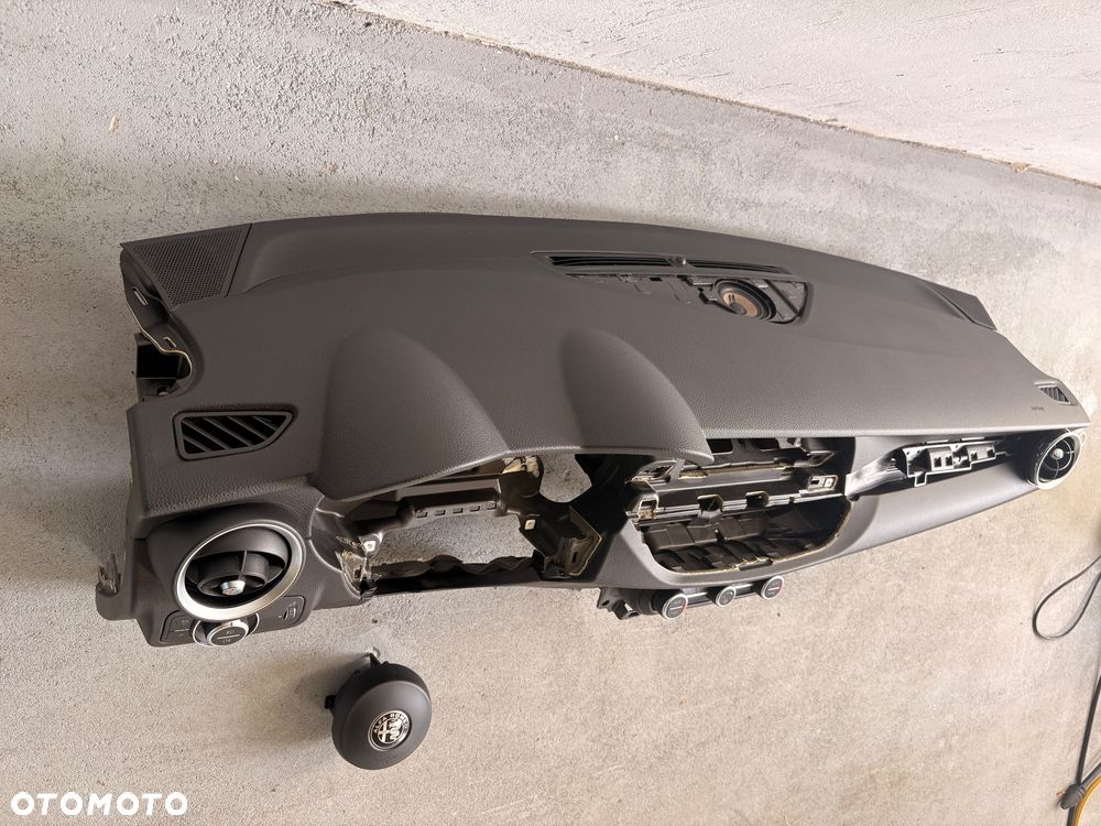 Deska Konsola Alfa Romeo Stelvio Airbag - 3