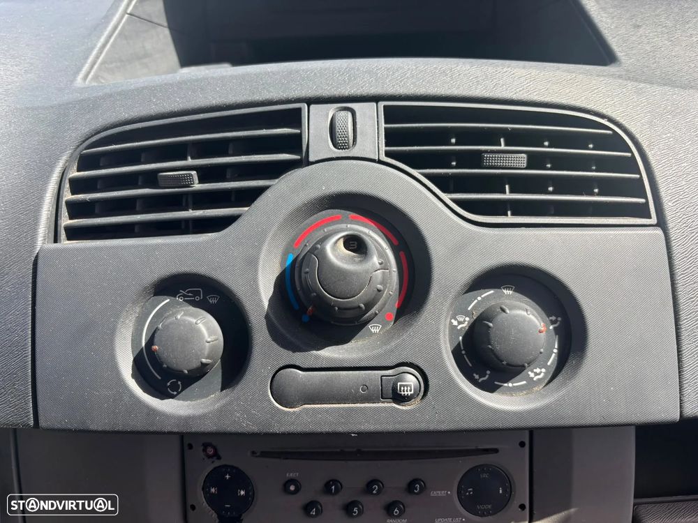 Renault Kangoo 1.5 dCI 86cv - 2 LUG - 27