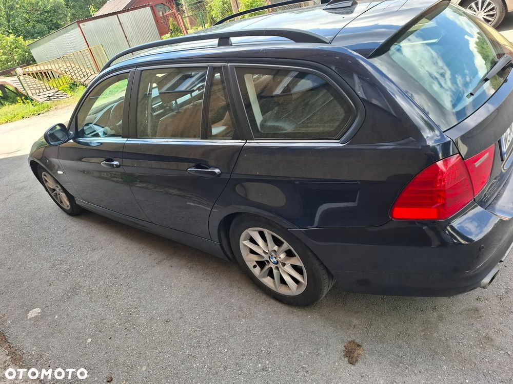 BMW Seria 3 320d - 19