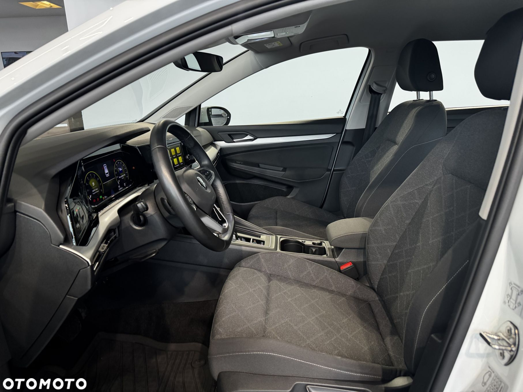 Volkswagen Golf - 13