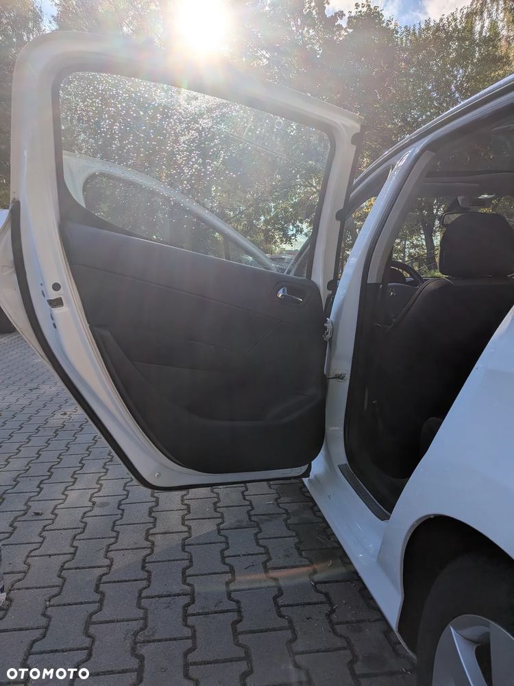 Peugeot 308 1.6 HDi Premium - 25