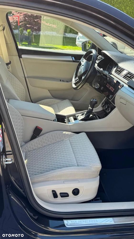 Skoda Superb 2.0 TDI 4x4 Ambition DSG - 17