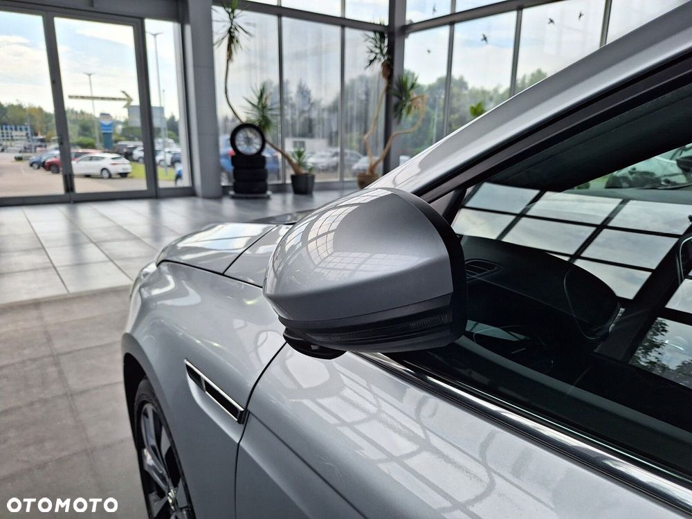 Renault Megane 1.3 TCe FAP Techno EDC - 10