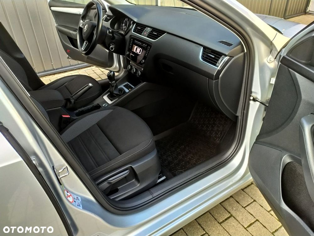 Skoda Octavia - 23