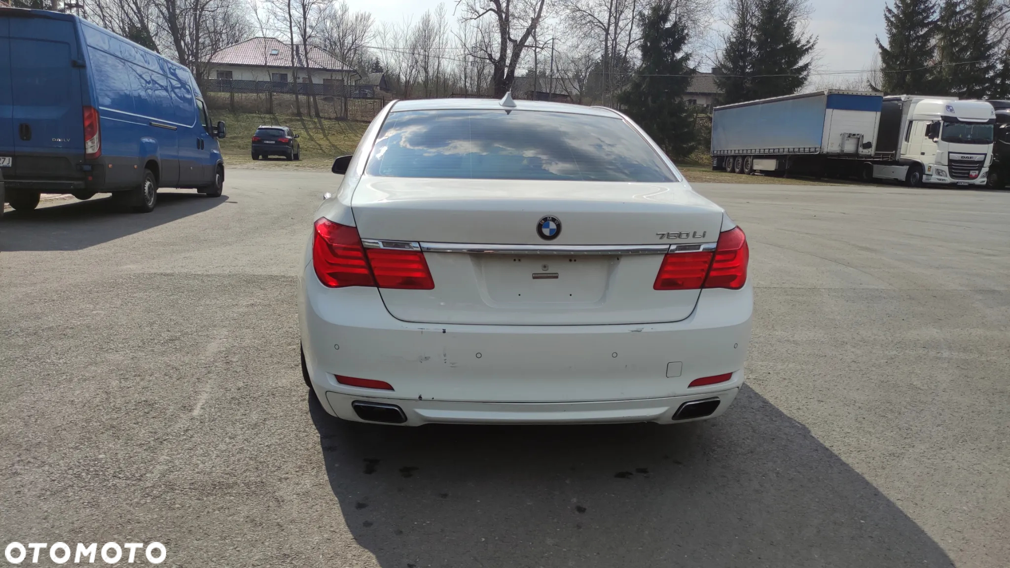BMW Seria 7 750i L - 6