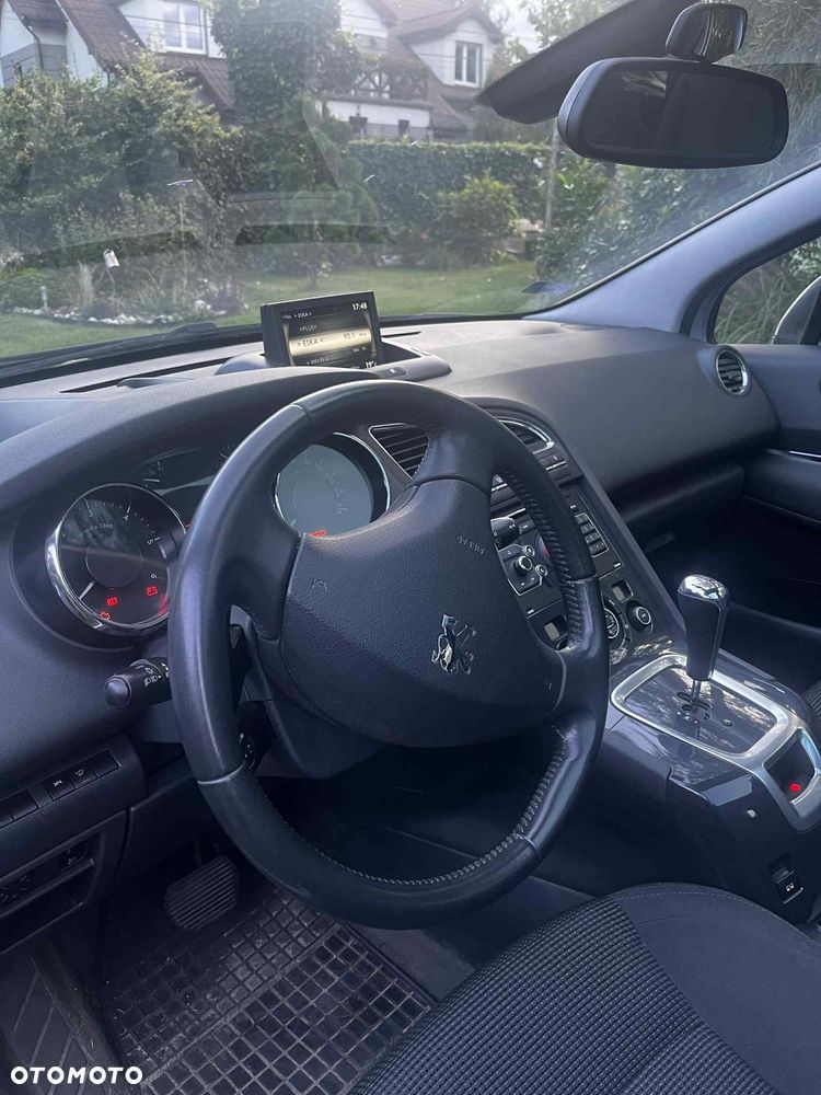 Peugeot 5008 - 6
