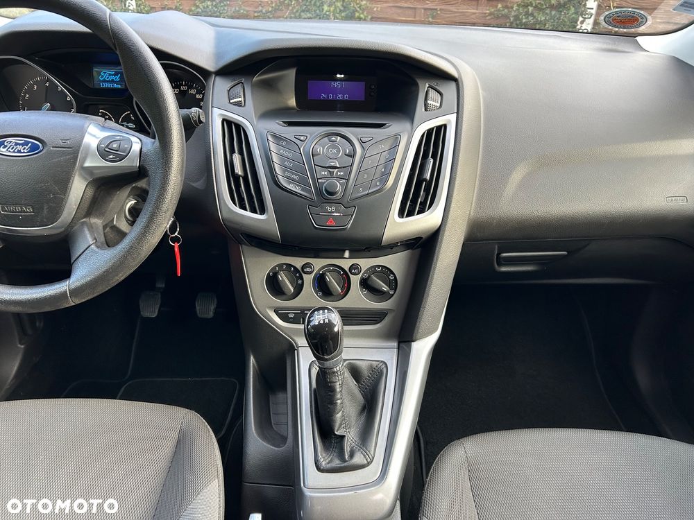 Ford Focus - 26