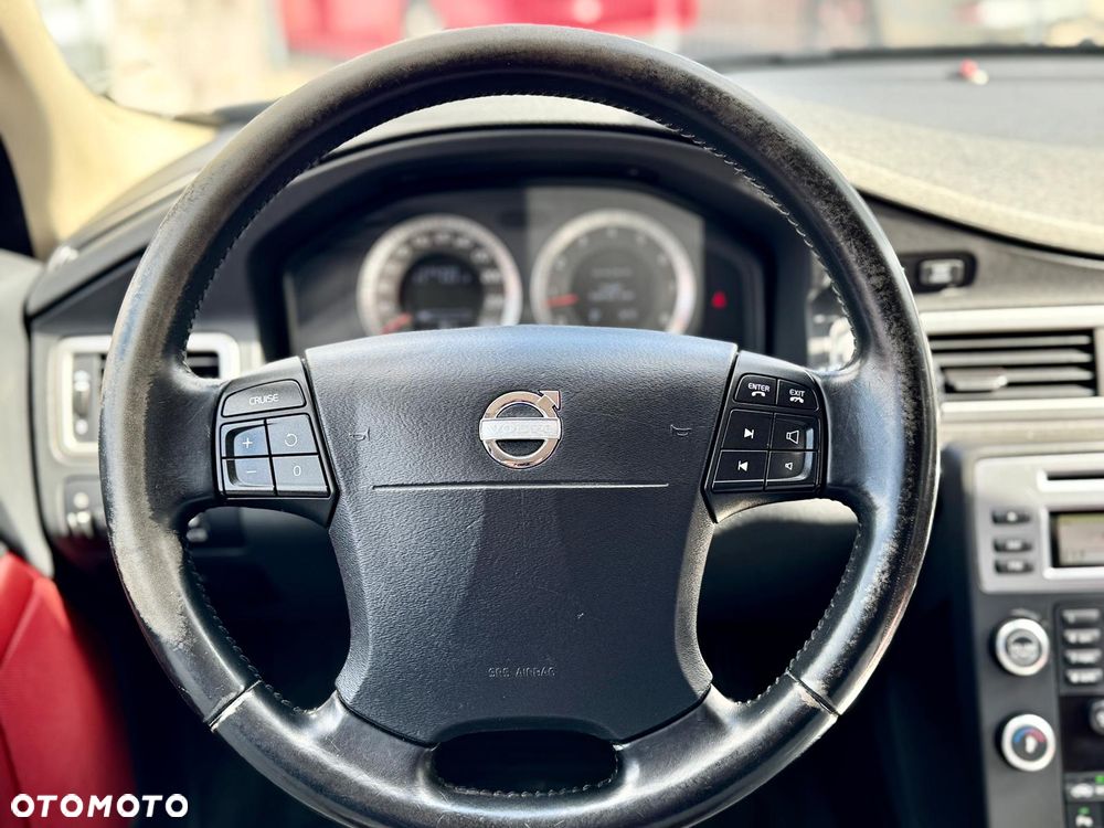 Volvo V70 2.5T Summum - 28