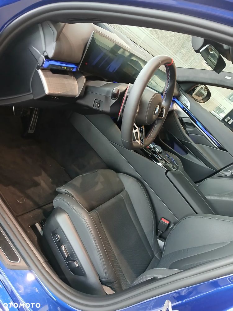 BMW M5 - 24