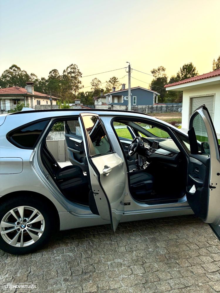 BMW 216 Active Tourer d Line Luxury - 9