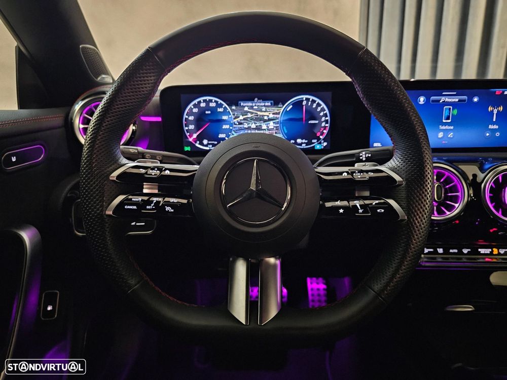 Mercedes-Benz CLA 250 e Shooting Brake 8G-DCT AMG Line - 13