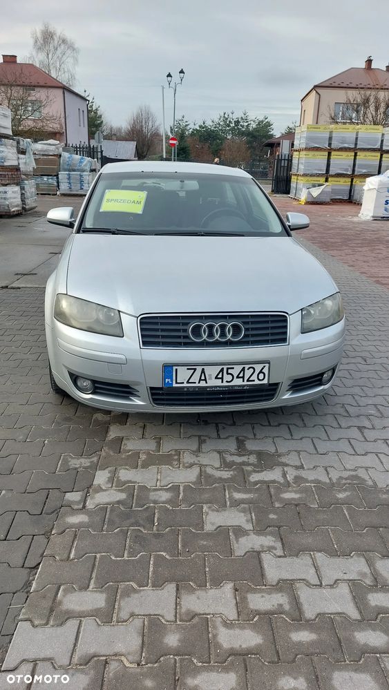 Audi A3 3-drzwiowe 1.6 Ambition - 5