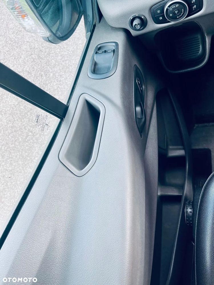 Ford Transit - 14