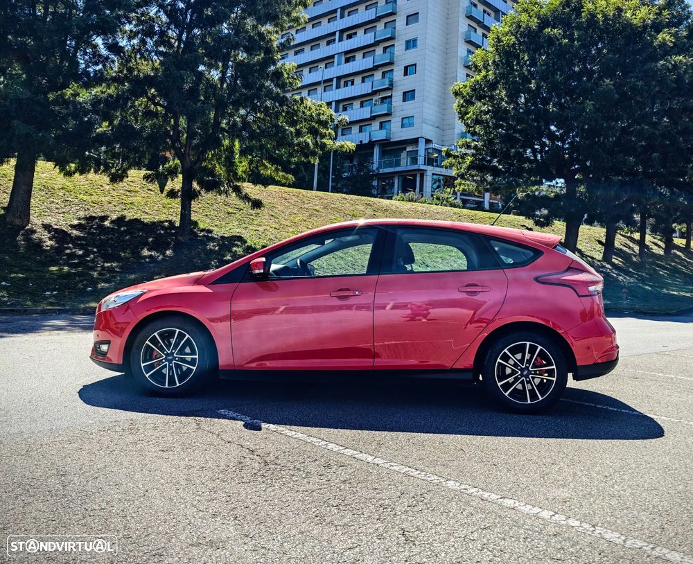 Ford Focus 1.0 SCTi Titanium Best - 22