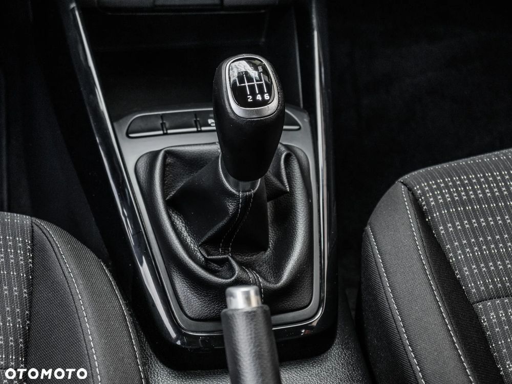 Kia Stonic 1.4 L - 24