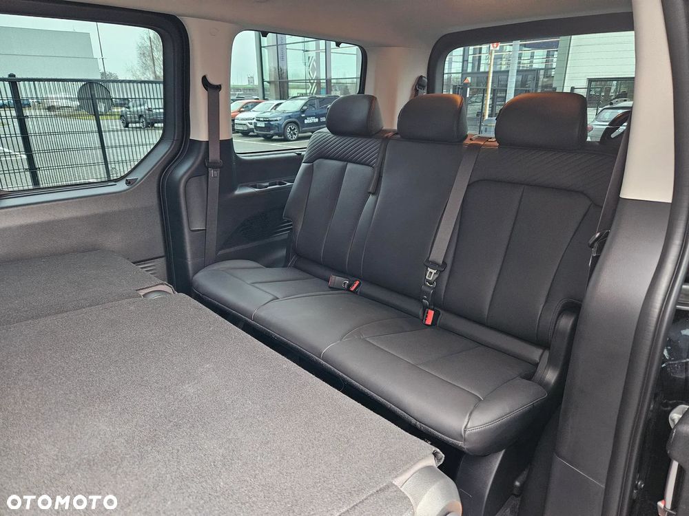 Hyundai Staria 1.6 T-GDI HEV Smart VIP - 12