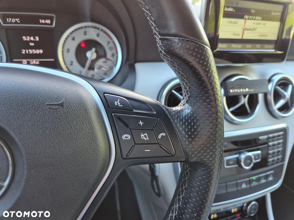 Mercedes-Benz Klasa A 200 (BlueEFFICIENCY) - 31