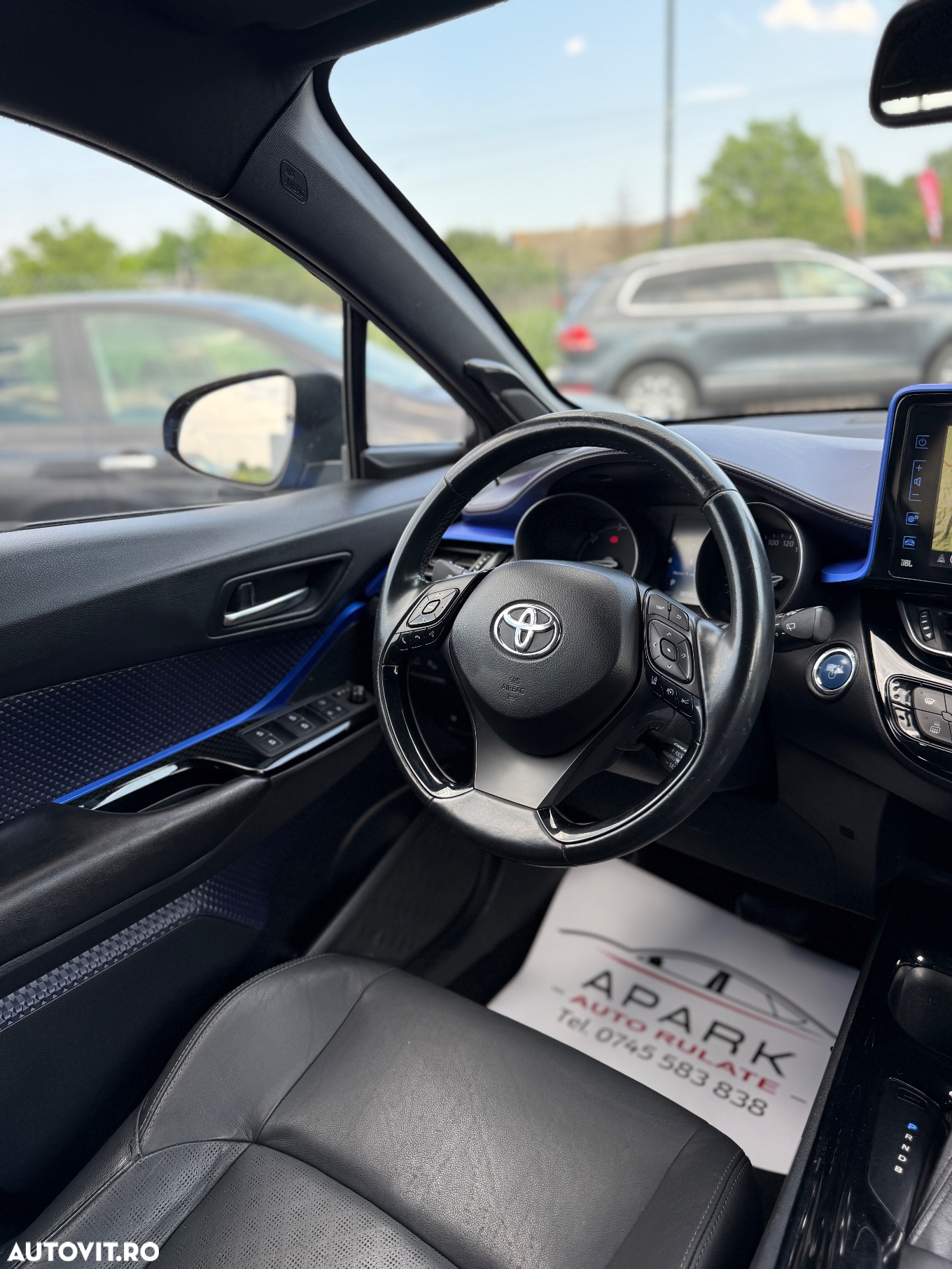 Toyota C-HR 1.8 HSD 122 CP 4x2 CVT C-ult Style bi-tone - 13