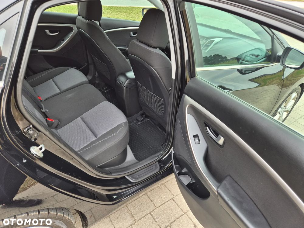 Hyundai i30 1.4 CRDi Trend - 12