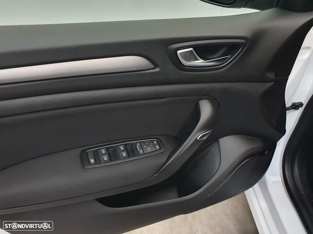 Renault Mégane 1.5 Blue dCi Zen - 9