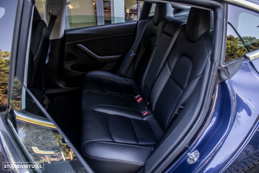 Tesla Model 3 Long-Range Dual Motor AWD - 22