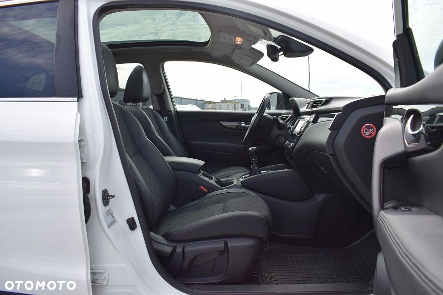 Nissan Qashqai 1.6 DIG-T Tekna+ - 12